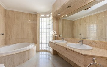 Property slide 24