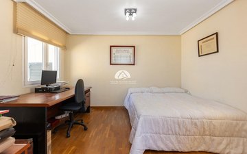 Property slide 40