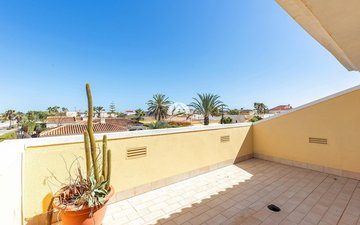 Property slide 44