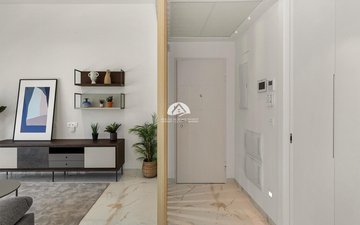 Property slide 18