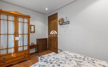 Property slide 42