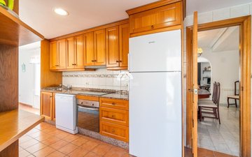 Property slide 14