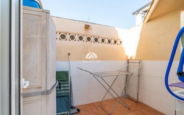 Property slide 17