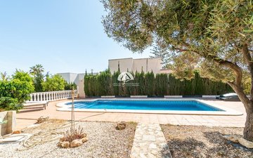 Property slide 24