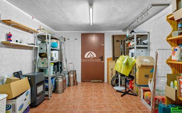Property slide 29