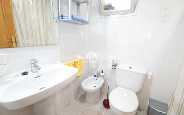 Property slide 14