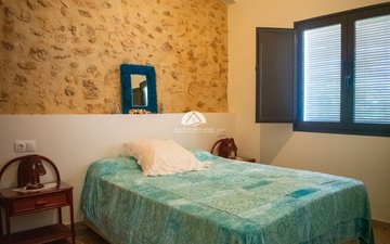 Property slide 25