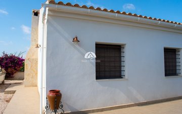 Property slide 38