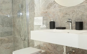 Property slide 16