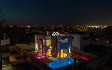 Property slide 21
