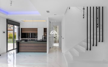Property slide 40