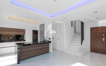 Property slide 44