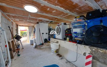 Property slide 36