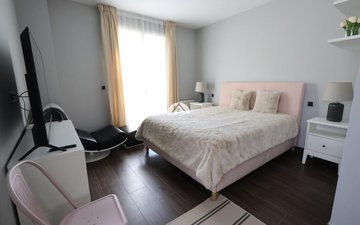 Property slide 15