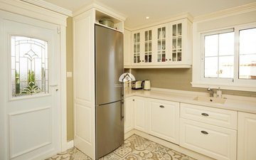 Property slide 17