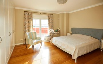 Property slide 19