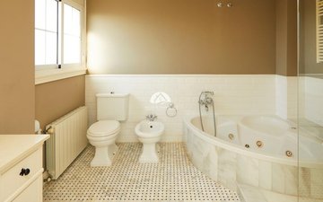 Property slide 23
