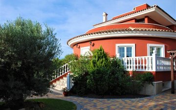 Property slide 38