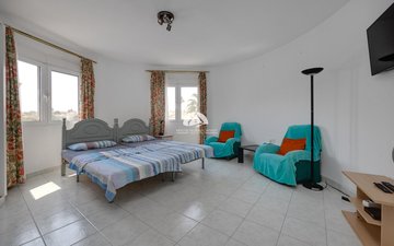 Property slide 27