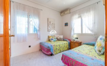 Property slide 21