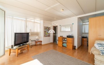 Property slide 35