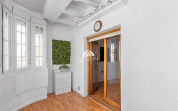 Property slide 4