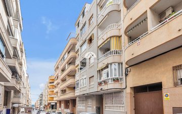 Property slide 22