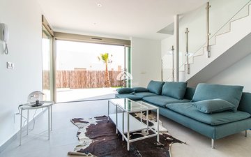 Property slide 10