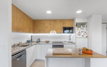 Property slide 22