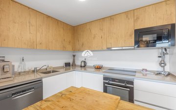 Property slide 23