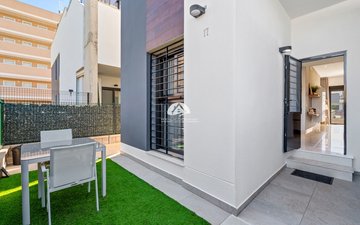 Property slide 21