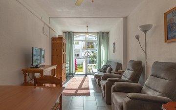 Property slide 10