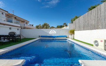 Property slide 21