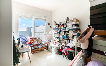 Property slide 12