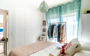 Property slide 17