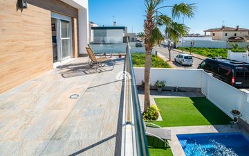 Property slide 24