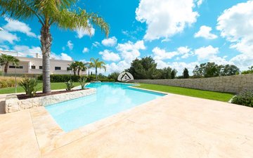 Property slide 20