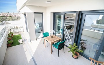 Property slide 20