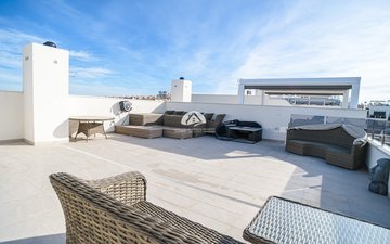 Property slide 21