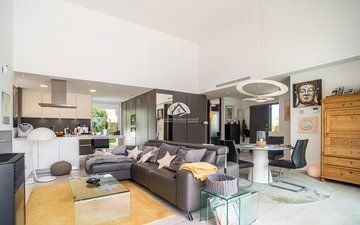 Property slide 14