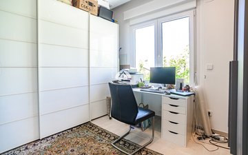 Property slide 24