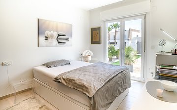Property slide 25