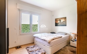 Property slide 28