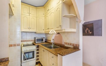 Property slide 10