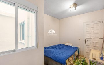 Property slide 14