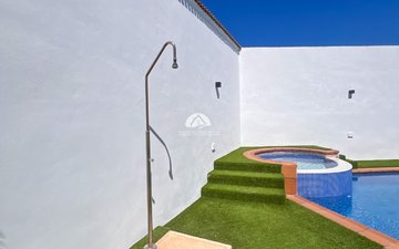 Property slide 14