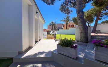 Property slide 17
