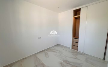 Property slide 39