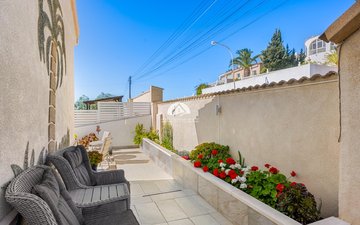 Property slide 42