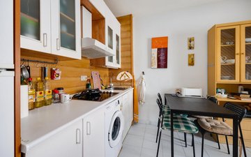 Property slide 14